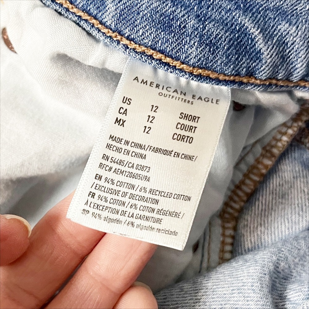 American Eagle 90s Low-Rise‎ Straight Jeans 12 SHORT Faded Light Wash Denim - Picture 8 of 9